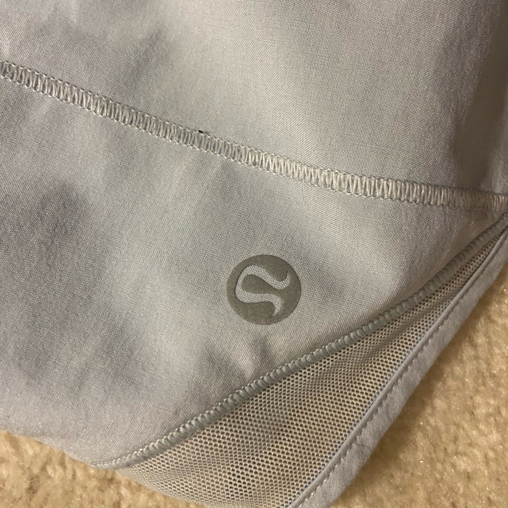 Light blue 2.5 hotty hot shorts size 6